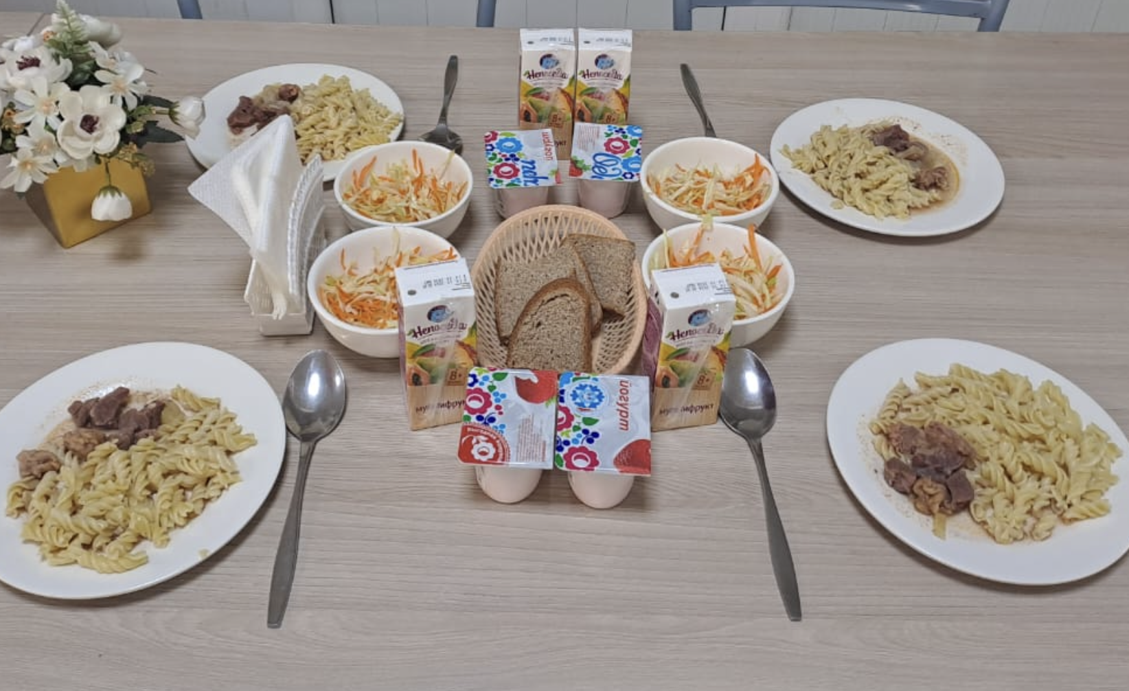 Жалпыға бірдей міндетті білім беру қоры есебінен тегін тамақтанатын 1-11 сынып оқушыларына арналған ас мәзірі