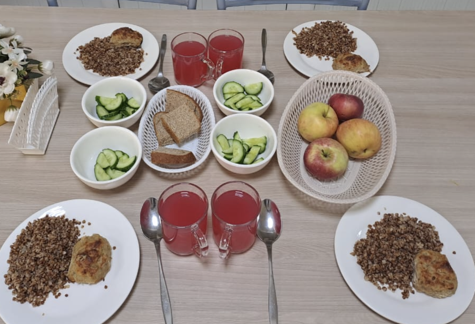 Жалпыға бірдей міндетті білім беру қоры есебінен тегін тамақтанатын 1-11 сынып оқушыларына арналған ас мәзірі