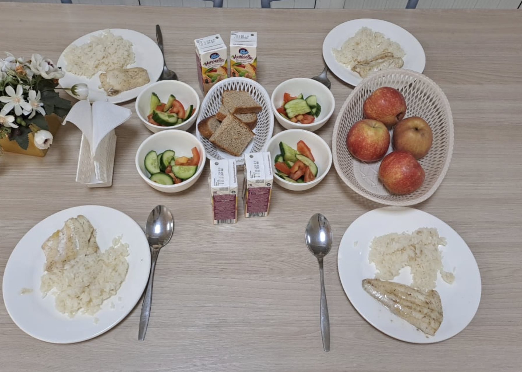 Жалпыға бірдей міндетті білім беру қоры есебінен тегін тамақтанатын 1-11 сынып оқушыларына арналған ас мәзірі