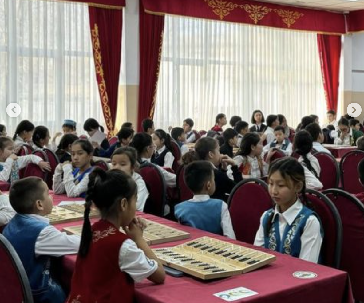 Тоғызқұмалақтан Алматы қаласының 5-6 сынып оқушылары арасында өткен турнирге мектебіміздің оқушылары қатысып жүлделі орынмен марапатталды