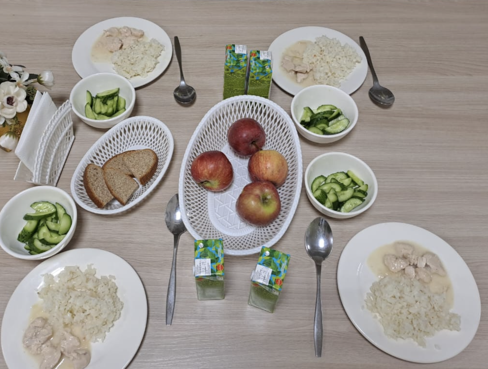 Жалпыға бірдей міндетті білім беру қоры есебінен тегін тамақтанатын 1-11 сынып оқушыларына арналған ас мәзірі