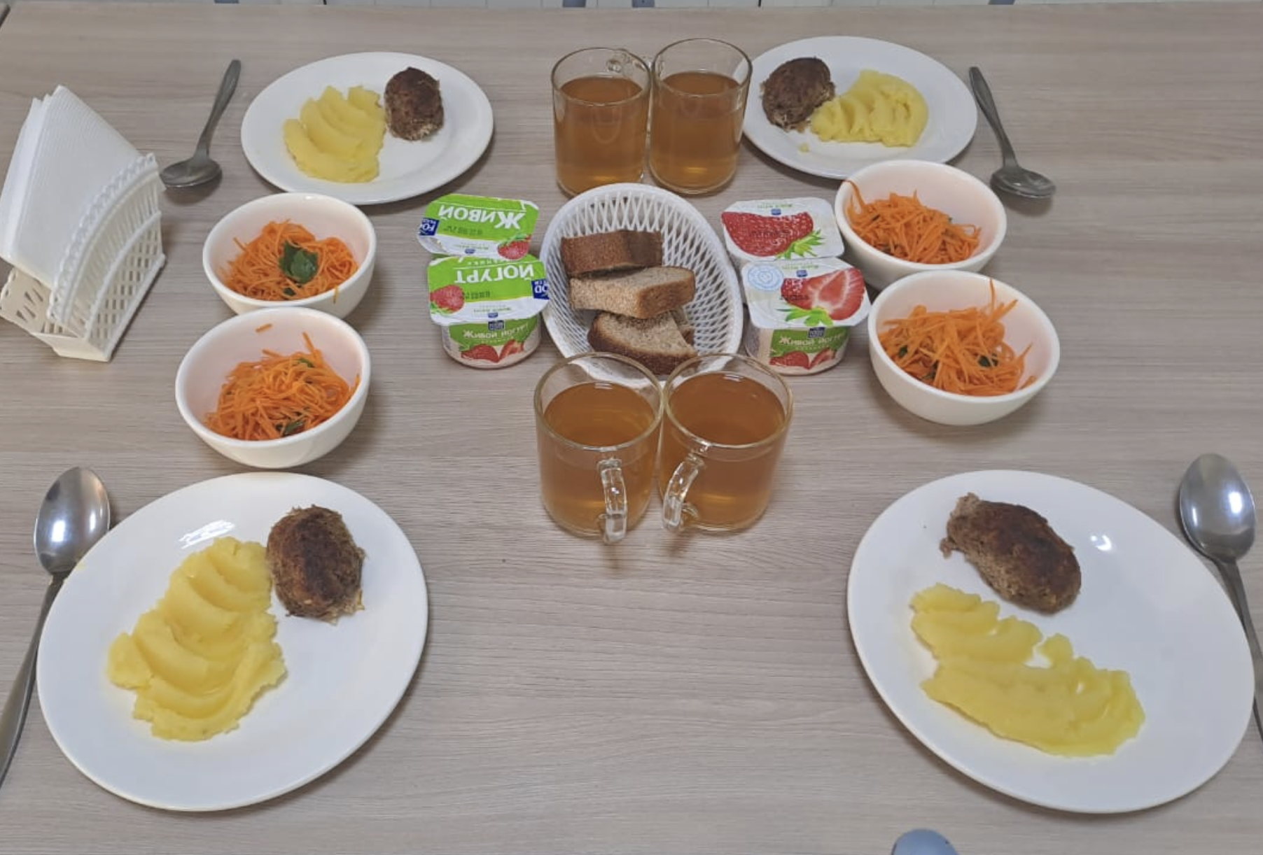 Жалпыға бірдей міндетті білім беру қоры есебінен тегін тамақтанатын 1-11 сынып оқушыларына арналған ас мәзірі