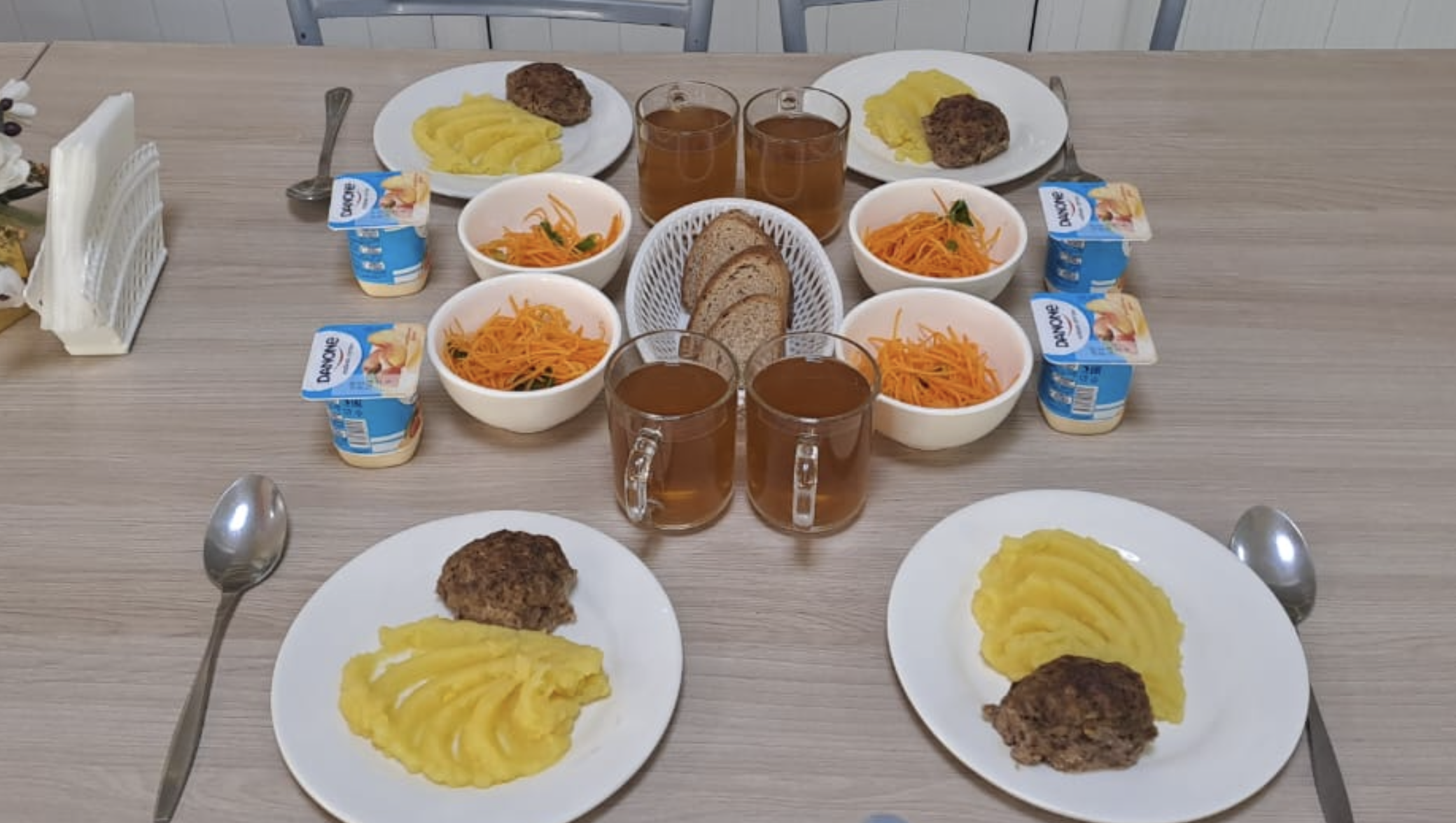 Жалпыға бірдей міндетті білім беру қоры есебінен тегін тамақтанатын 1-11 сынып оқушыларына арналған ас мәзірі