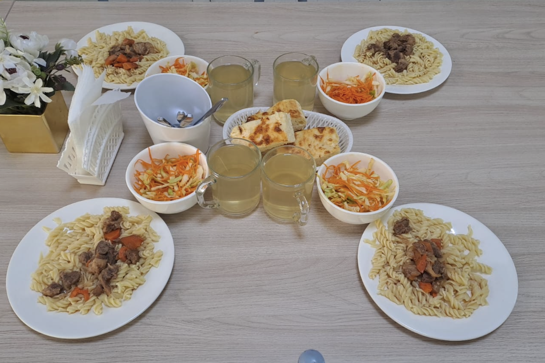 Жалпыға бірдей міндетті білім беру қоры есебінен тегін тамақтанатын 1-11 сынып оқушыларына арналған ас мәзірі