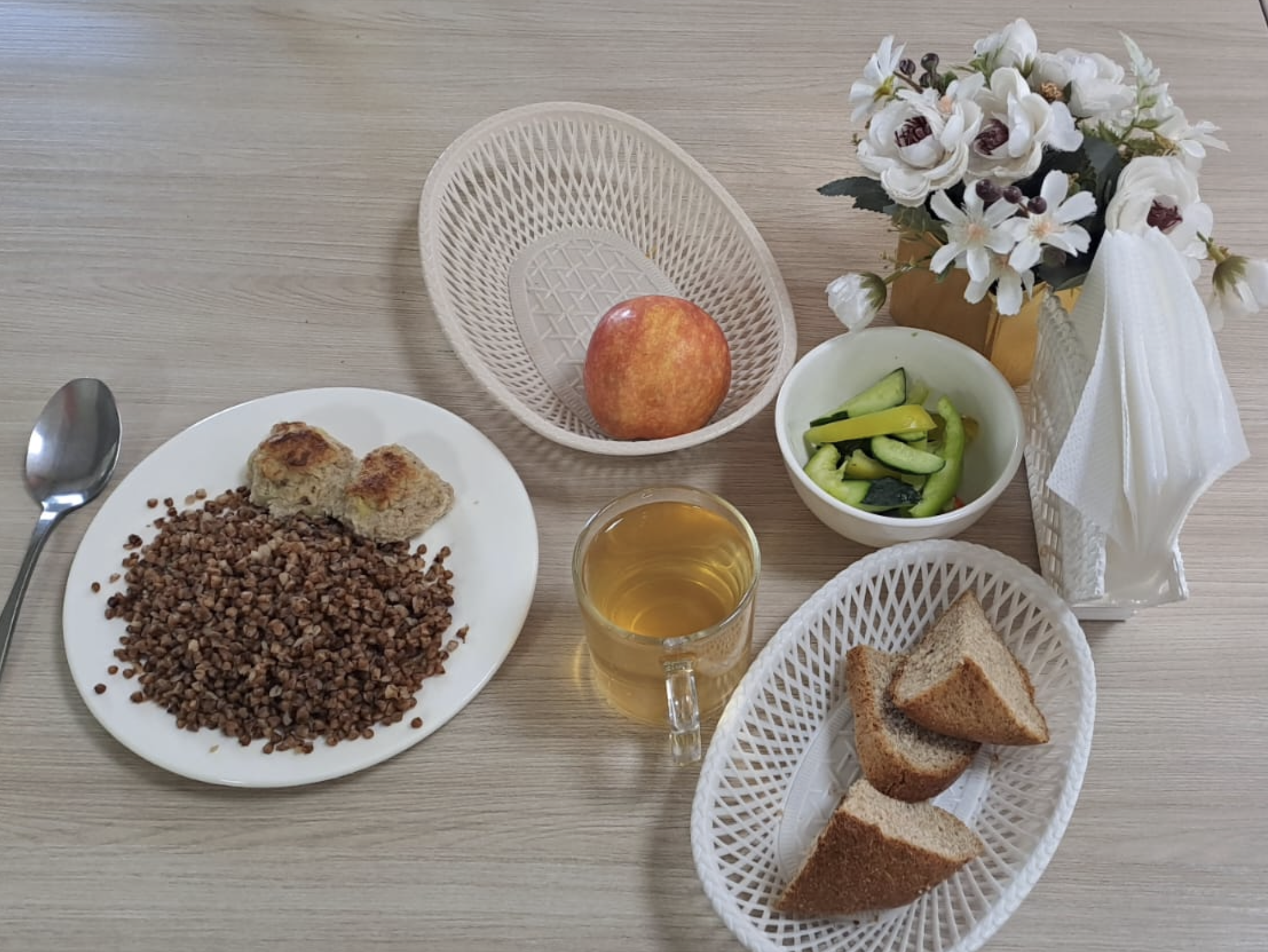 Жалпыға бірдей міндетті білім беру қоры есебінен тегін тамақтанатын 1-11 сынып оқушыларына арналған ас мәзірі