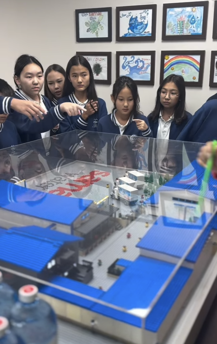 7-сынып оқушылары “Самал Су” кәсіпорнына экскурсияға барып қайтты