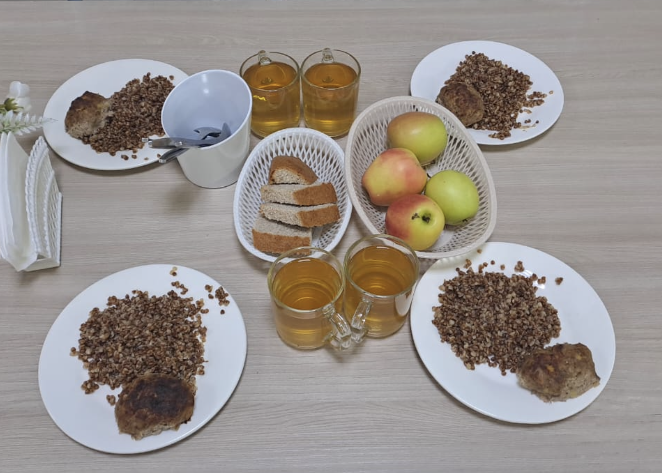 Жалпыға бірдей міндетті білім беру қоры есебінен тегін тамақтанатын 1-11 сынып оқушыларына арналған ас мәзірі