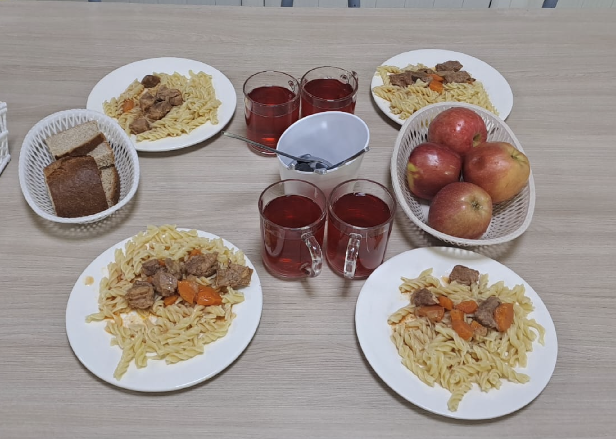 Жалпыға бірдей міндетті білім беру қоры есебінен тегін тамақтанатын 1-11 сынып оқушыларына арналған ас мәзірі