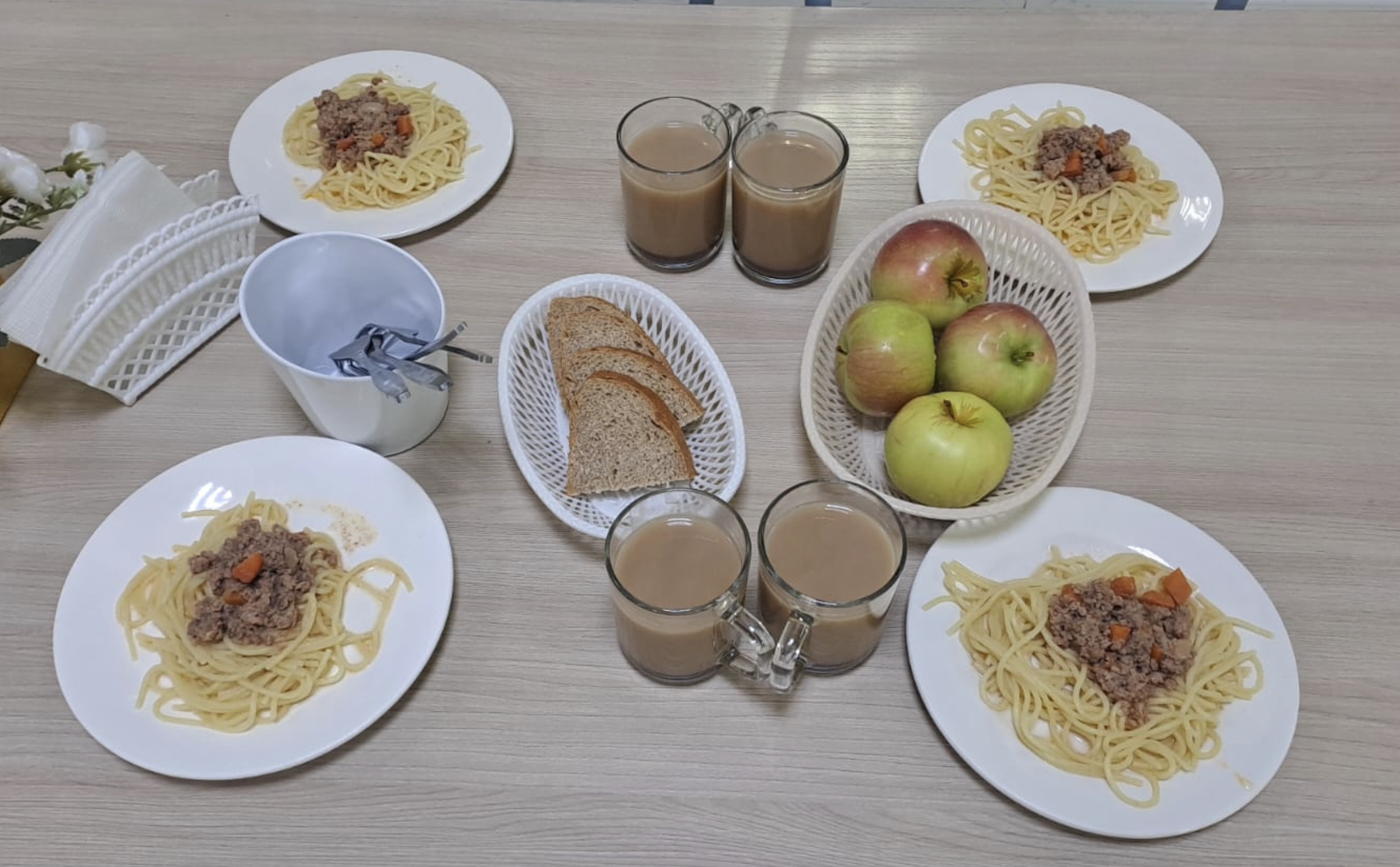 Жалпыға бірдей міндетті білім беру қоры есебінен тегін тамақтанатын 1-11 сынып оқушыларына арналған ас мәзірі