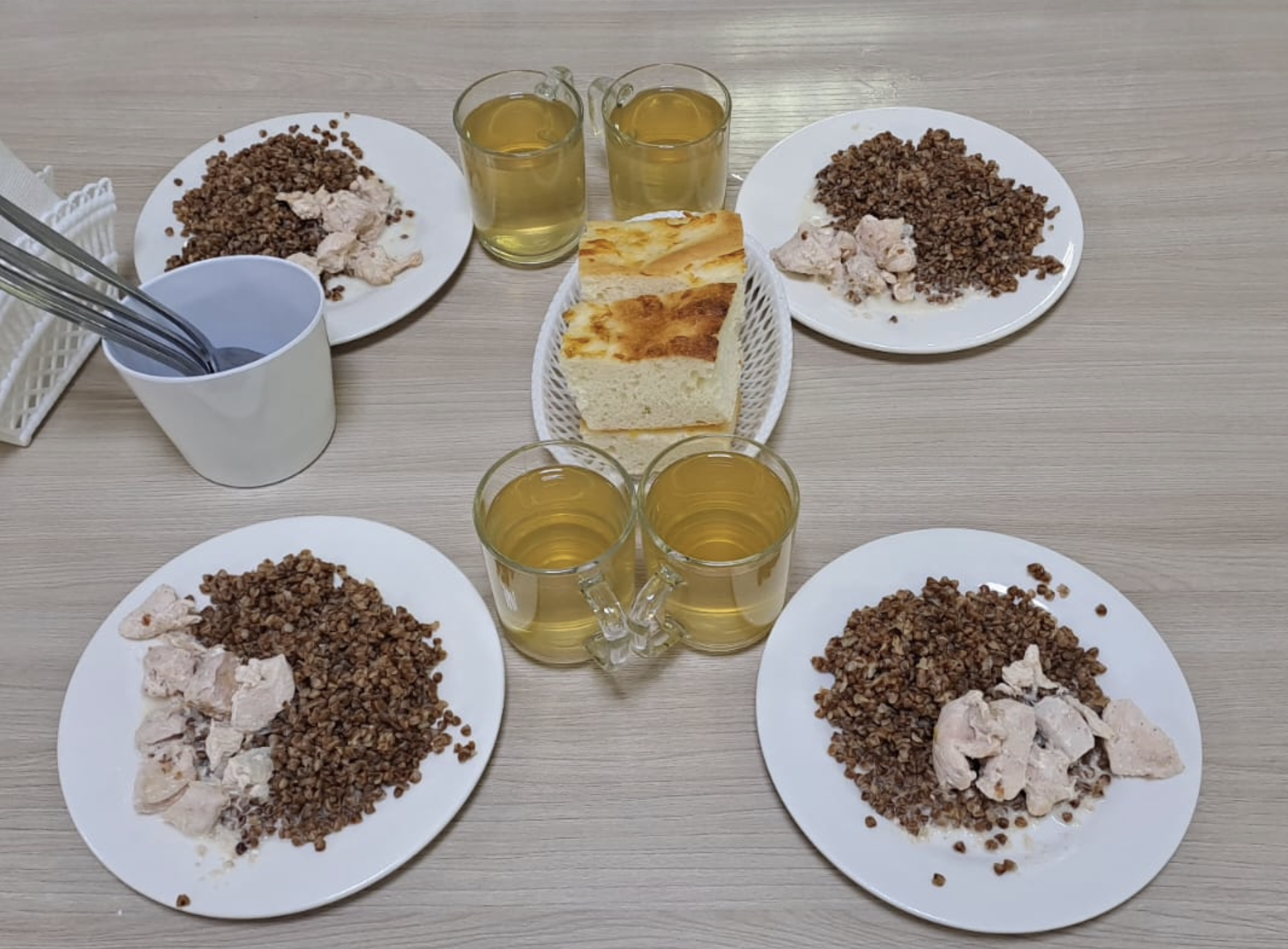 Жалпыға бірдей міндетті білім беру қоры есебінен тегін тамақтанатын 1-11 сынып оқушыларына арналған ас мәзірі