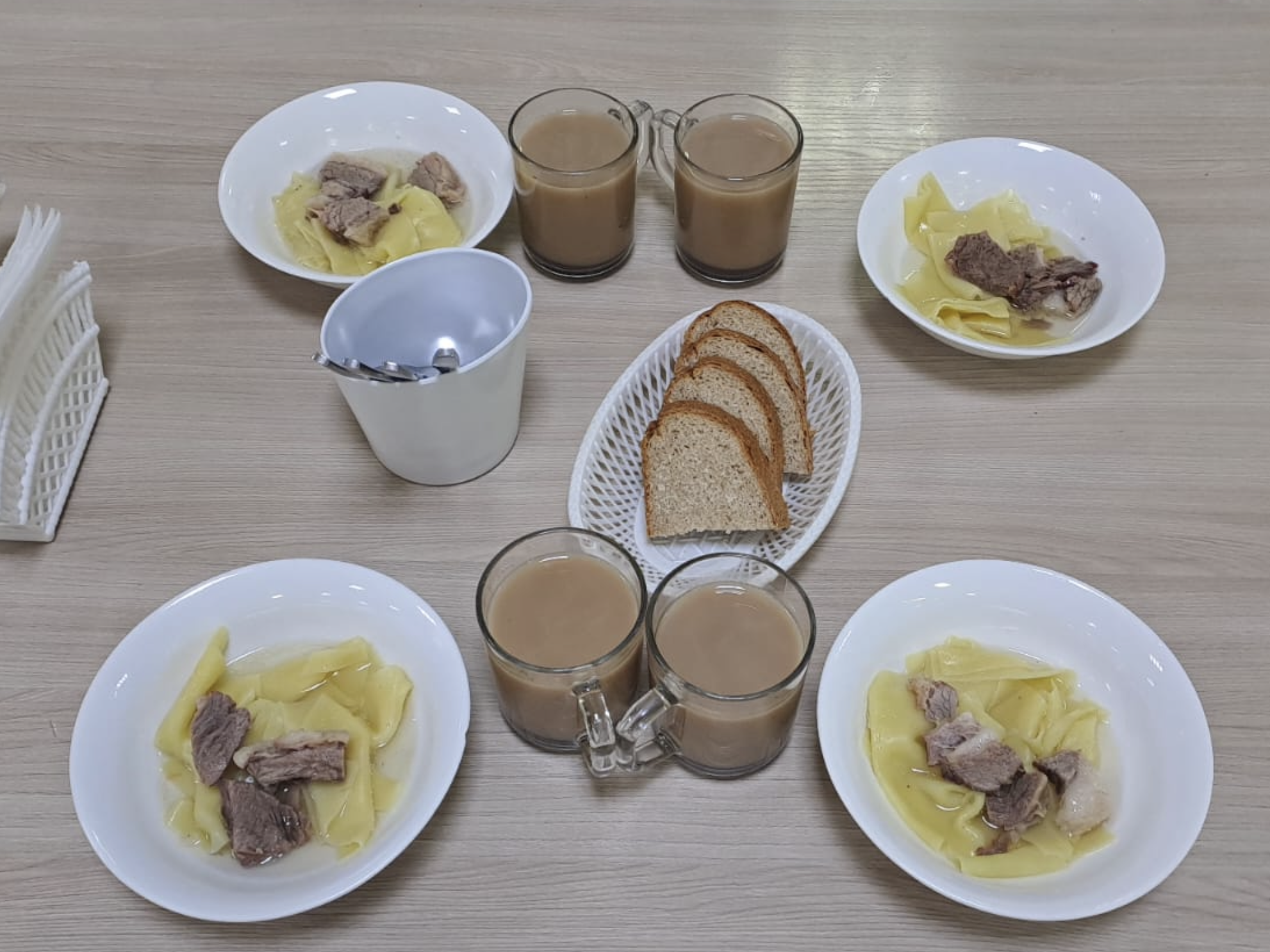 Жалпыға бірдей міндетті білім беру қоры есебінен тегін тамақтанатын 1-11 сынып оқушыларына арналған ас мәзірі