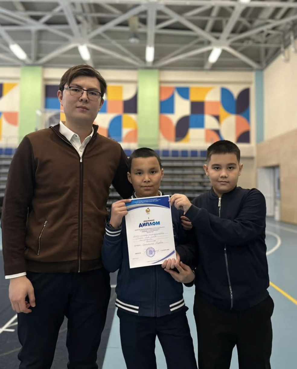 «ROBOTEK GRAND TOURNAMENT» робототехникадан қалалық іріктеу чемпионатынан РЕСПУБЛИКАЛЫҚ КЕЗЕҢГЕ ЖОЛДАМА