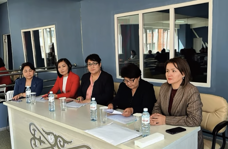 «Үздік информатика пәні мұғалімі» қалалық олимпиадасының аудандық кезеңі