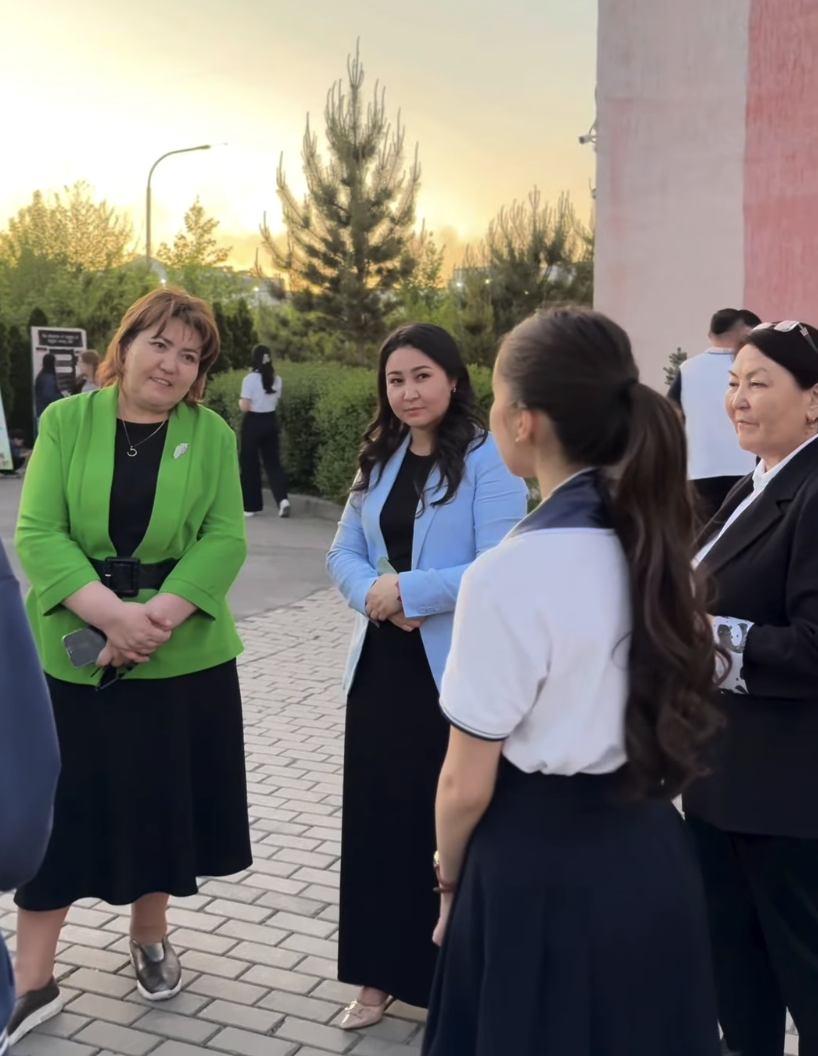 1-ауысым оқушыларының ата-аналарына арналған Ашық есік күні өткізілді